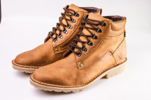 DRANKENSBERG MENS SHOE CREPE SOLE NO 8