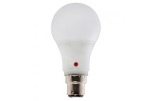 EUROLUX A60 240V 6W B22 WARM WHITE DAY AND NIGHT SENSOR