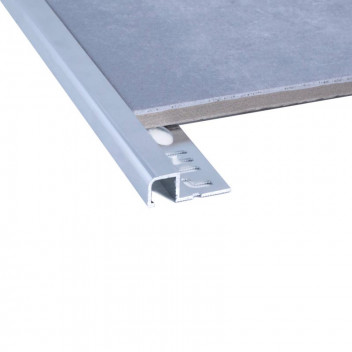 STRAIGHT EDGE BRIGHT SILVER TRIM DECOR  10MM X 2.5M