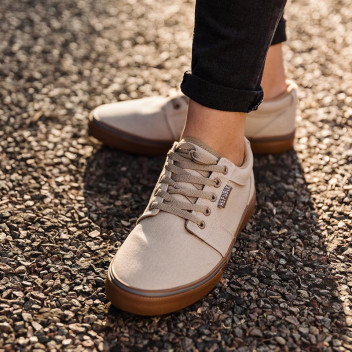 REPUBKL NASSAU SNEAKER NO 10