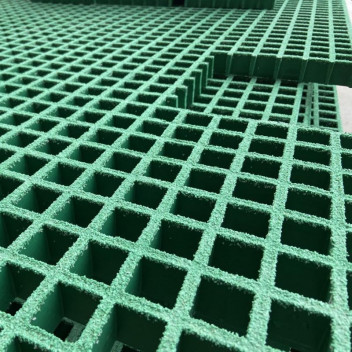 FIBRE GLASS GRATING ISOPHTHALIC POLYESTER 25/38/38 2440MM X 1220MM