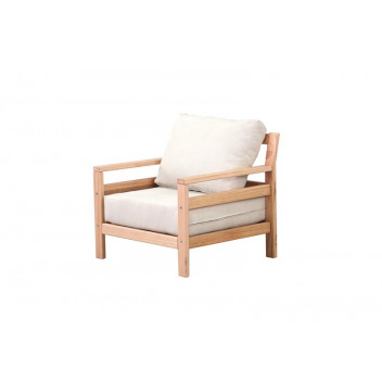 THE COUCH SALIGNA P01/VAR 1 SEAT TOFU VARNISH IS A PREMIUM SINGLE-SEATER LOUNGE THE COUCH SALIGNA P01/VAR 1 SEAT TOFU VARNISH IS A PREMIUM SINGLE-SEATER LOUNGE